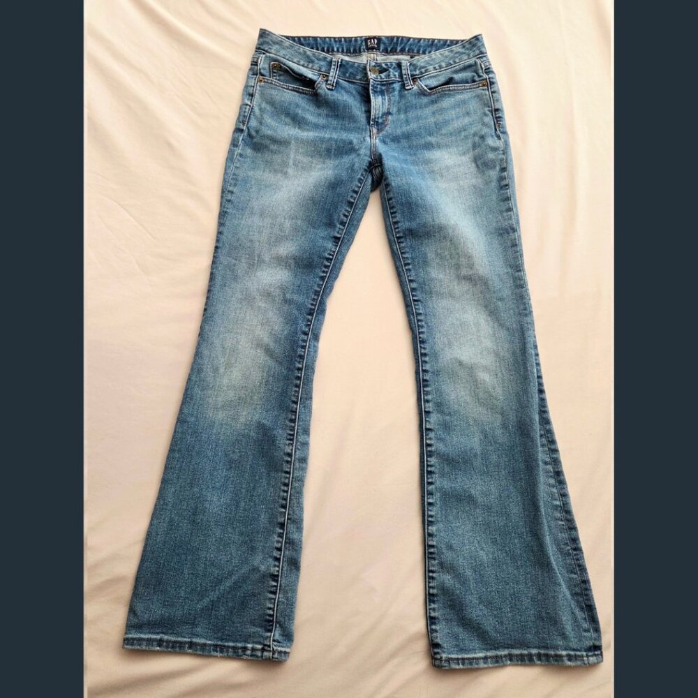 GAP Long and Lean Flare Jeans Women 26P Denim Casual Pants